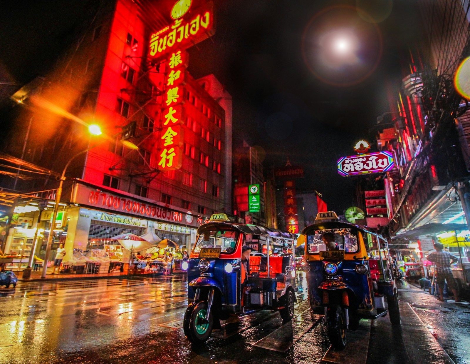 Bangkok Grand Palace and temples — the cultural heart of any Bangkok and Maldives twin centre holiday
