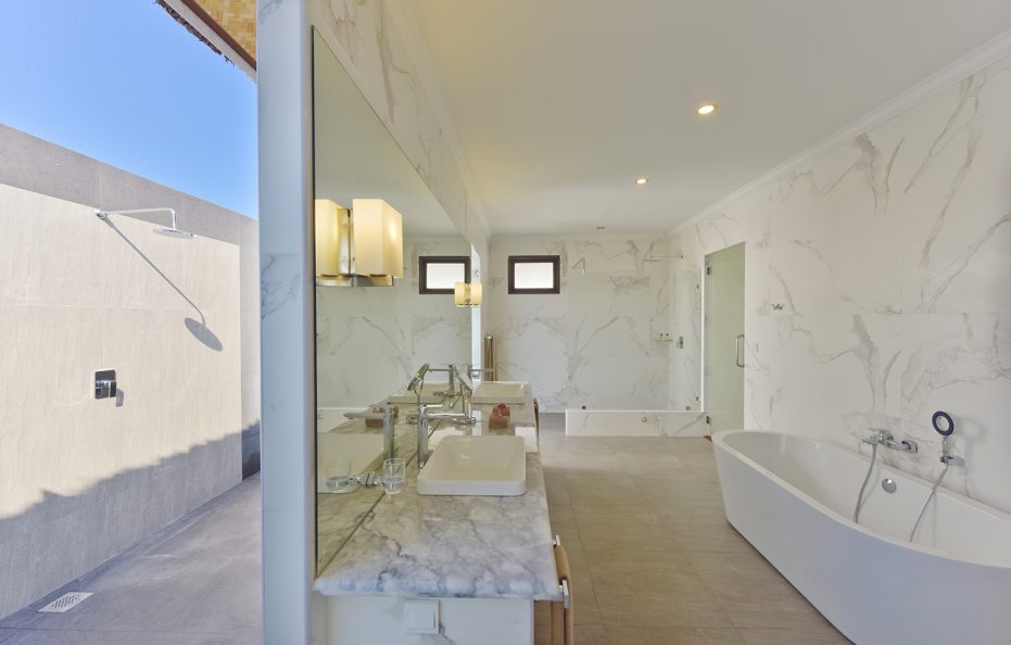 Dreamland – The Unique Sea & Lake Resort Spa