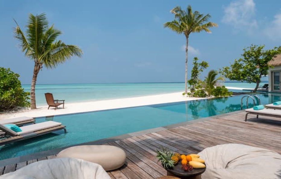 Four Seasons Private Island Maldives at Voavah