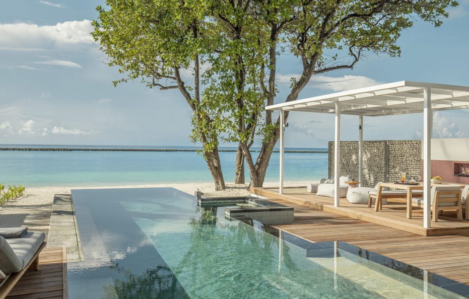 Four Seasons Resort Maldives at Landaa Giraavaru