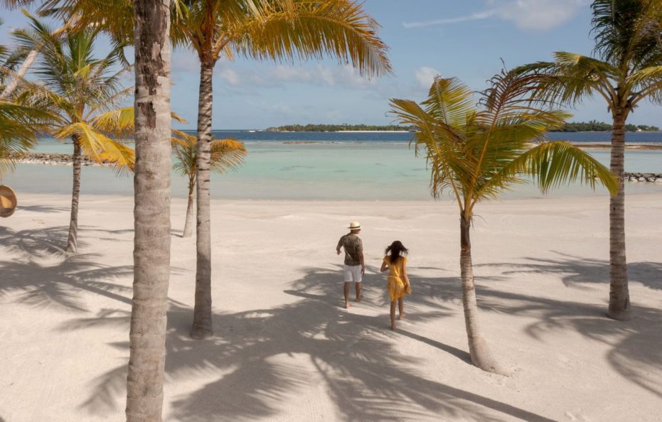 Patina Maldives, Fari Islands