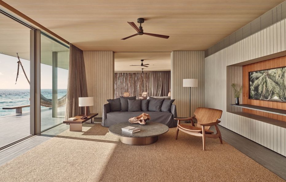 Patina Maldives, Fari Islands