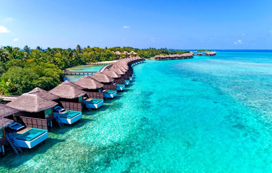 Sheraton Maldives Full Moon Resort & Spa