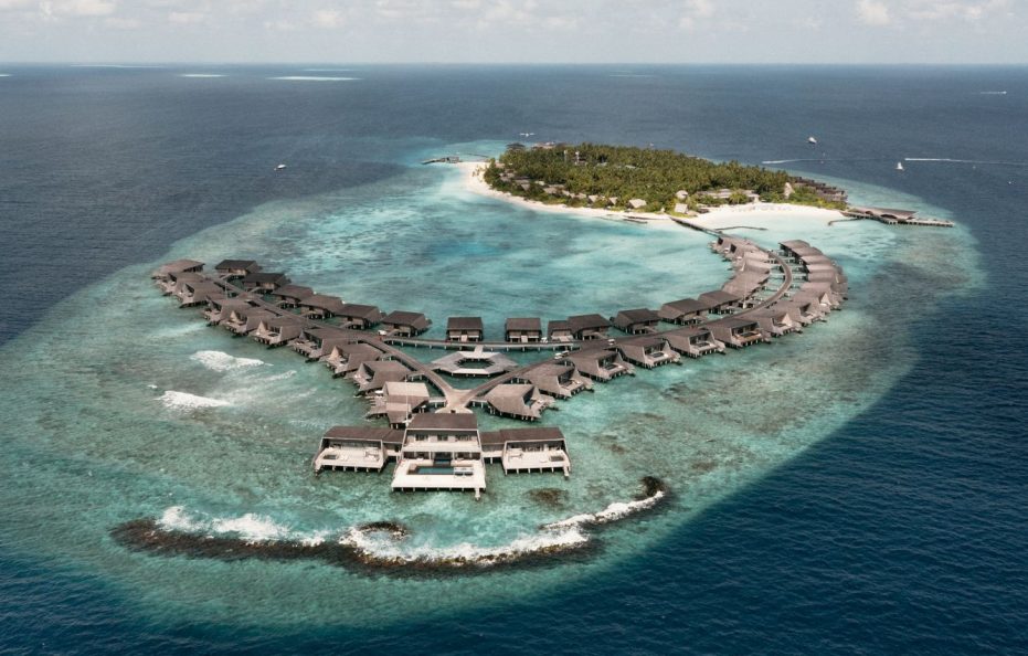 The St. Regis Maldives Vommuli Resort