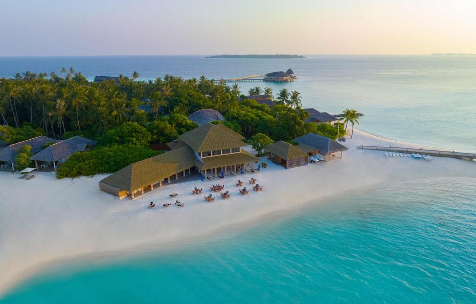 Emerald Faarufushi Resort & Spa