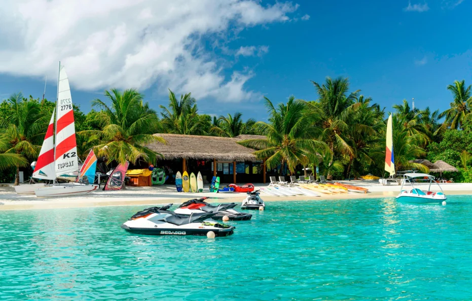 Sheraton Maldives Full Moon Resort & Spa