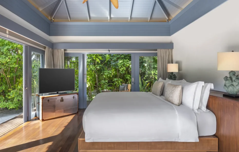 Family Beach Pool Villa