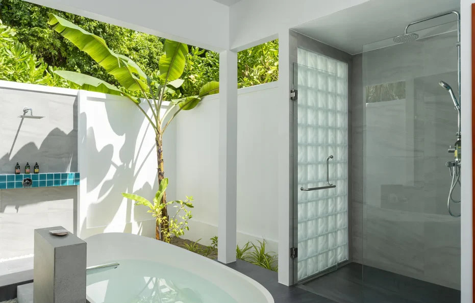 Beach Suite with Pool