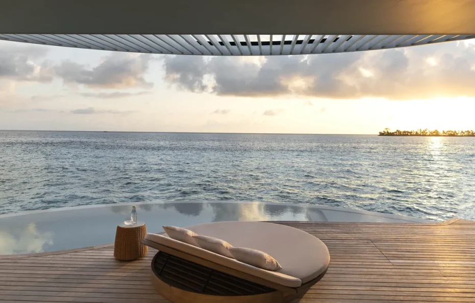 Lagoon Pool Villa